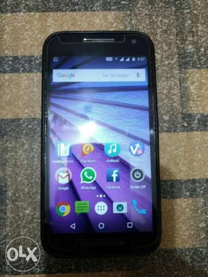 Moto G3 in excellent condition with bill and box,