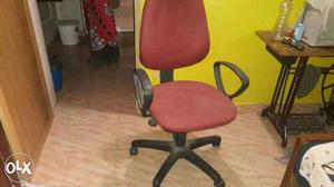 Red And Black Rolling Office Armchair