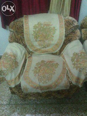 3Sofa 5 seater (3+1+1) with center table & cover