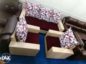 Awesome look sofa set with cushion.(3+1+1)