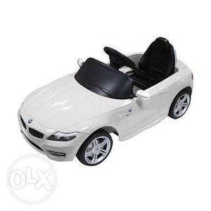 Bmw children Car 3.5 month old battery operated 1km range