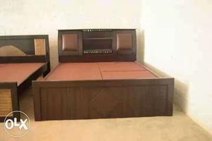 Its new bed 5/6.5 queen size with head storage bed