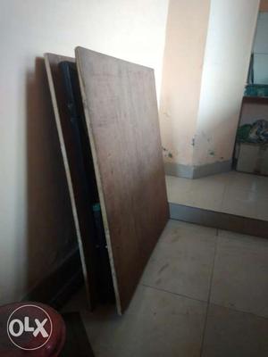 Single foldable bed in good condition