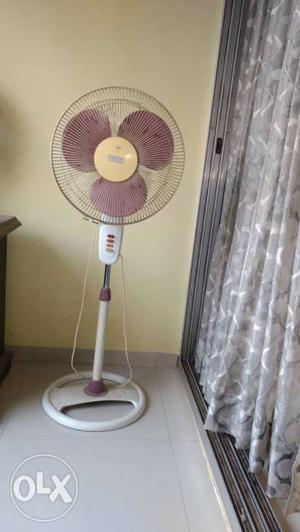 Stand fan usha in excellent condition.