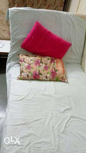 Very good condition and comfortable 3 folded bed for bed