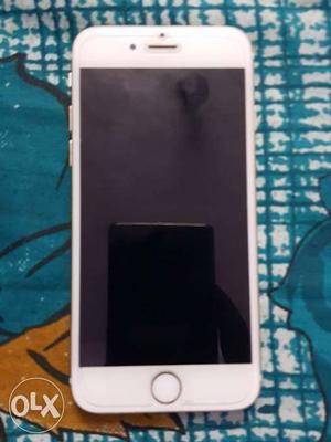 1 year used iPhone 6 64gb phone with original charger
