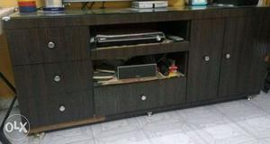 Beautiful TV unit at affordable price. plz