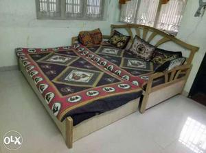 Bed with sofa good condition sifting house ND