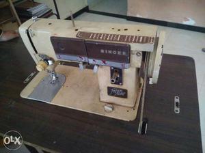 Beige Singer Sewing Machine