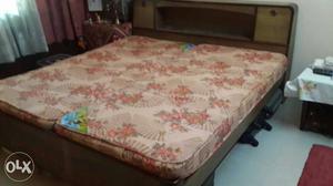 Double bed King Size with storage and Mattresses