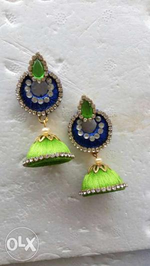 Double colors earrings