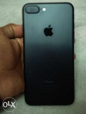 Iphone 7+ in mint condition without any scratche