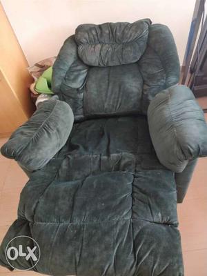 Lazyboy recliner, imported from US. in excellent