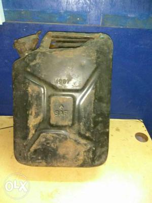 Military Jerry can 20 ltr green colour