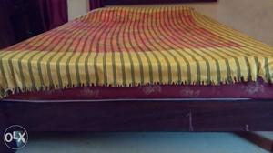Urgent sale 8 inch spring coil mattress and bed with 2