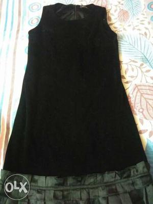 Black valvet dress not used new...and new price