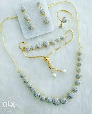 Gray And Gold-colored Beaded Jewelry Set