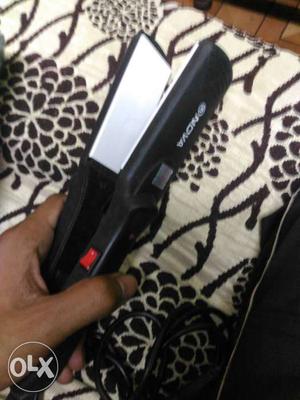 Hair straightener totally new with box