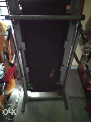 Manual treadmill with stepper,twister good condition without