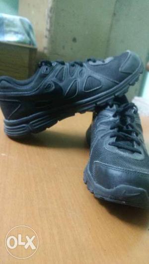 Nike sports shoes black colour mint condition