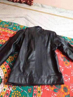 Pure leather jacket if any one intrested then