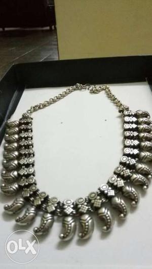 Silver-colored Antique Necklace..