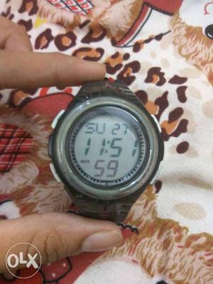 Sonata original watch shows time, temperature,