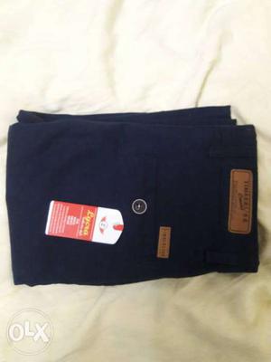 Trouser SIZE:28(Completely New)