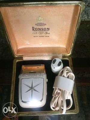 White Ronson Electronic Device