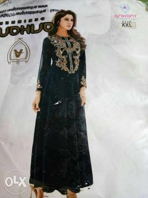 Women's Black And Gray Traditional Dress