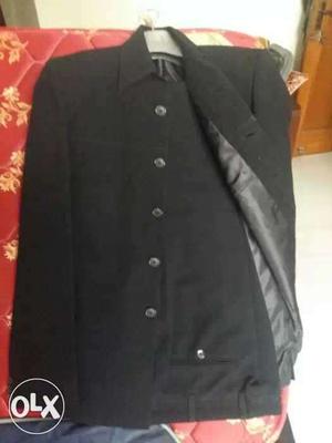 Z Black suit, worn twice or thrice,awsum stuff,