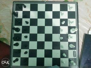 Black And White Chessboard Set