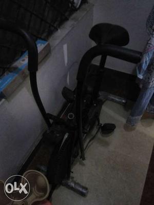 Cardio exercise cycle 2 yrs old. good condition. adjustable