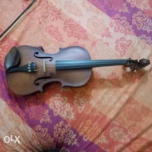 Easy and handy new violin with ultimate sound