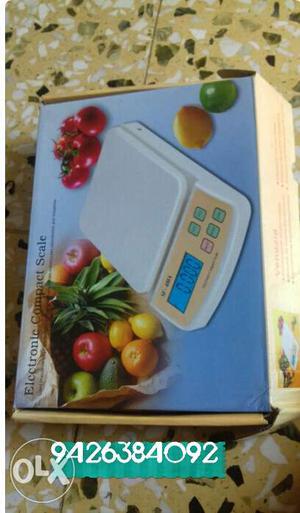 Electronic Compact Scale Box