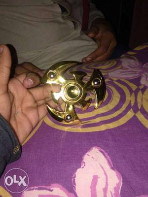 Gold big spinner