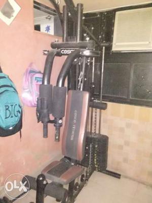 It's a home gym almost new Good condition
