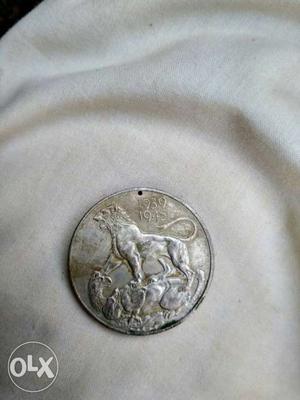 Round Silver Lion Emboss Coin