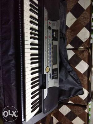 Yamaha keyboard Psr 550 Good In Condition Working