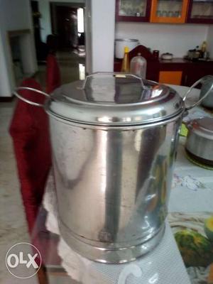 S.S Storage Drum for Water, Rice, oil, etc.
