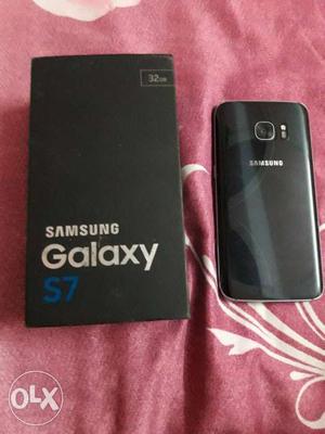 Samsung S7 Black 32 GB one year old with