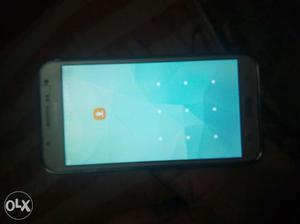 Samsung j7 Touch is broken exchange mobile or cash