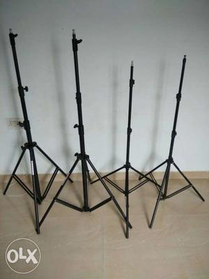 Sonia light stands