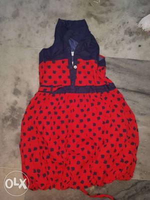 4-8 old yrs girls frock unused. resell