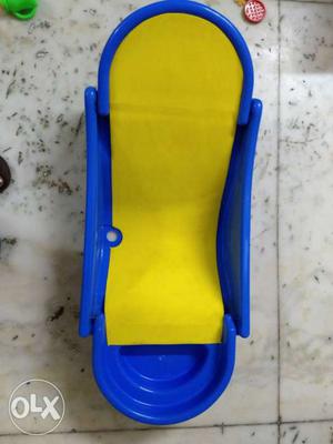 Baby Bath Tub (Foldable, easy drainage & Anti Skid) only 2