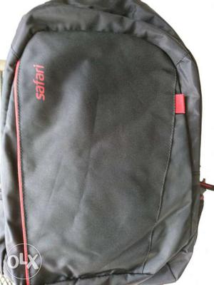 Branded original safari laptop Bag with rain