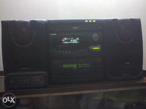 For sale PHILIPS w music system