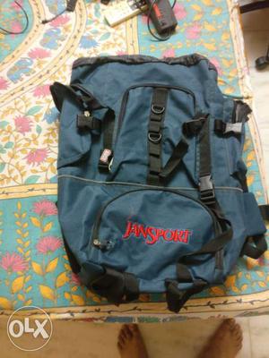 Hiking trip bag. unused very old. selling