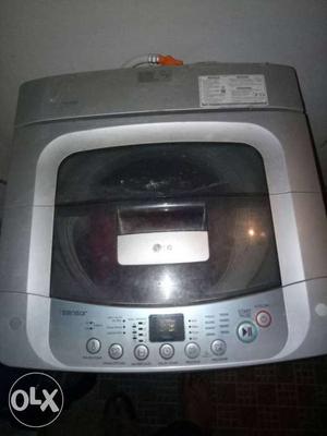 LG 7 kg washing machine 3yrs old