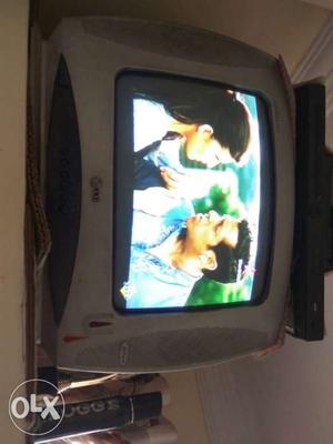 Lg tv one year old im good condition